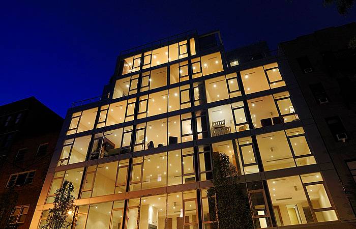 Upper East Side, Stunning 1BR Duplex Covertible 2BR, Tree-Lined Block, Prestigous LUX 74 Building