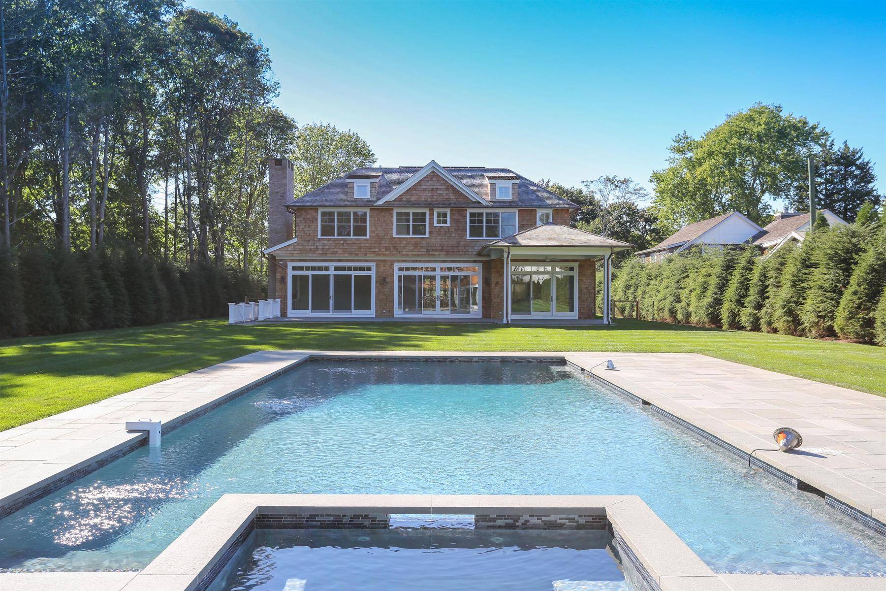 STUNNING FARREL DESIGN