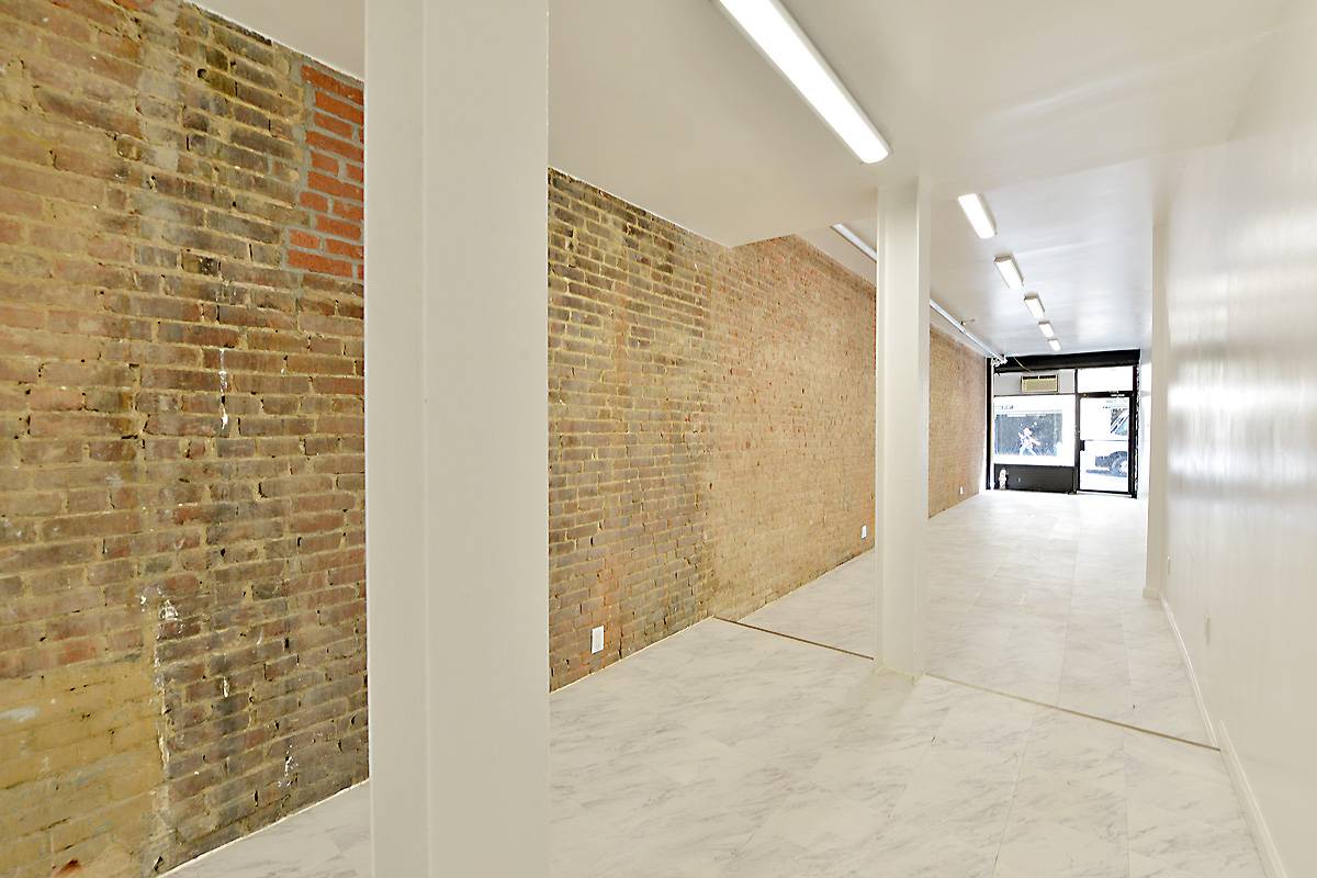 Midtown West: Ground Floor White Box Retail Lease Located at 334 West 37 Street