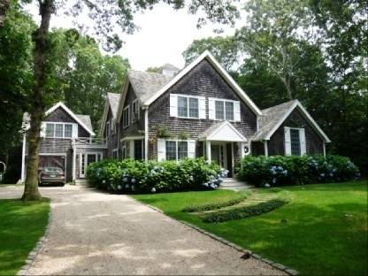 4 BEDROOM CHARMER IN WAINSCOTT
