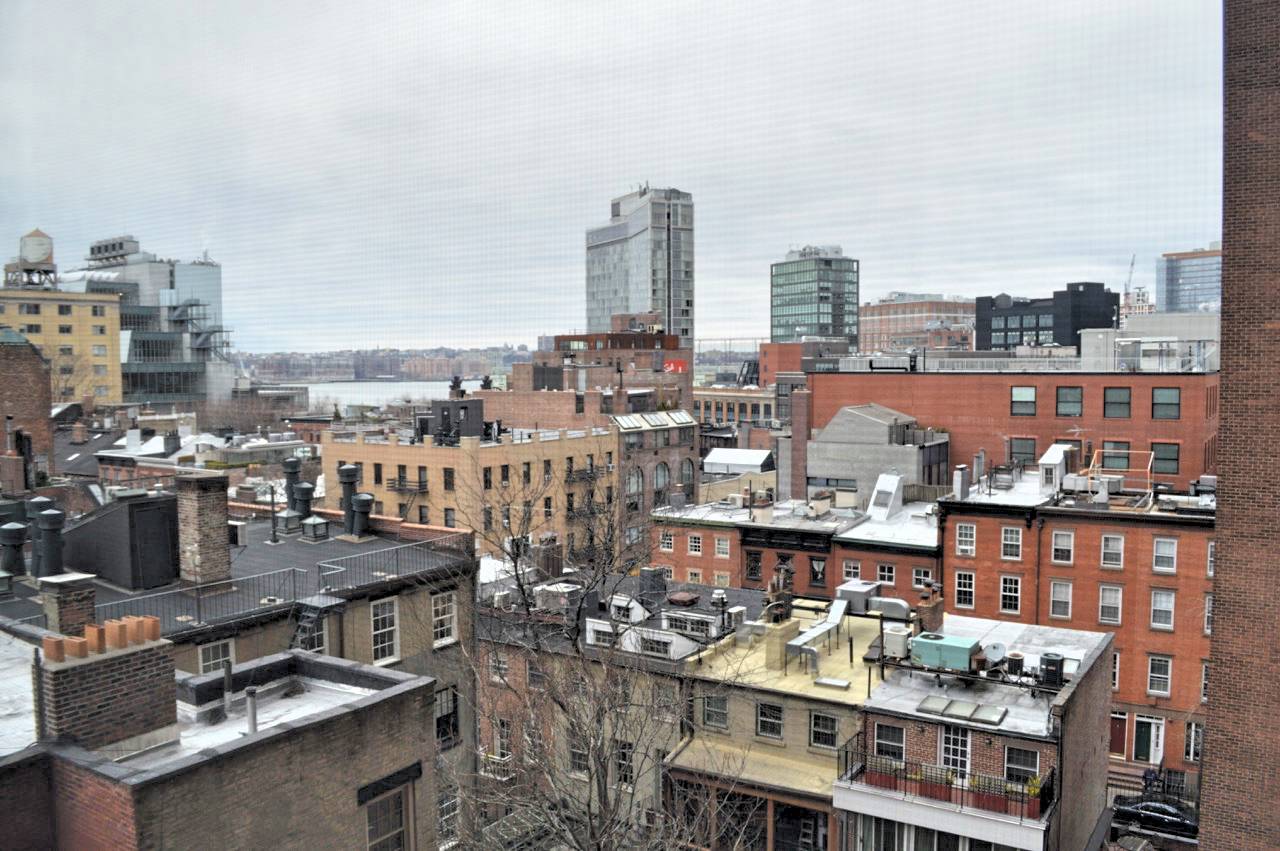 West Village Sponsor Renovated in perfect location! 