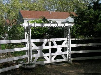East Hampton Rental with heated pool EH North