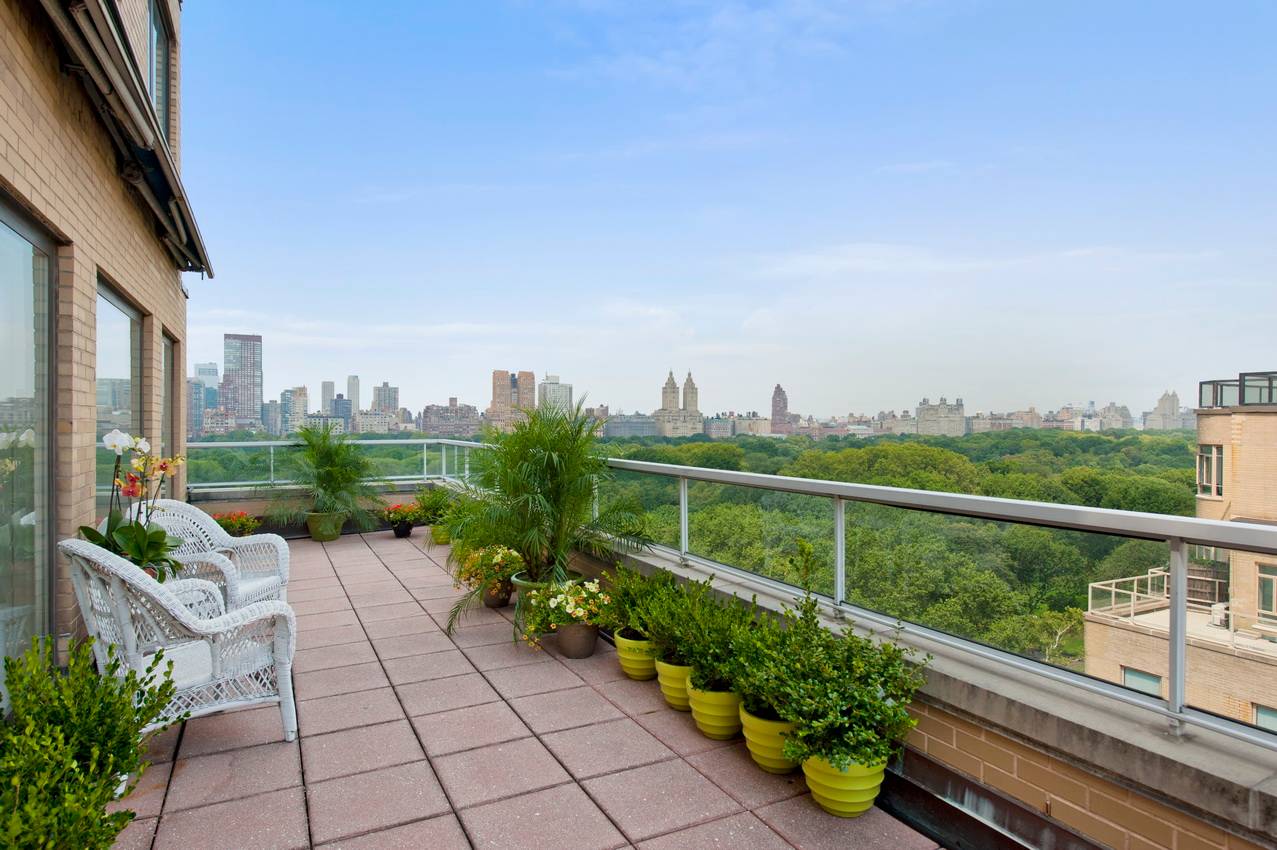 860 5th Avenue Three Bed/Three and One Half Bath Home with Four Terraces