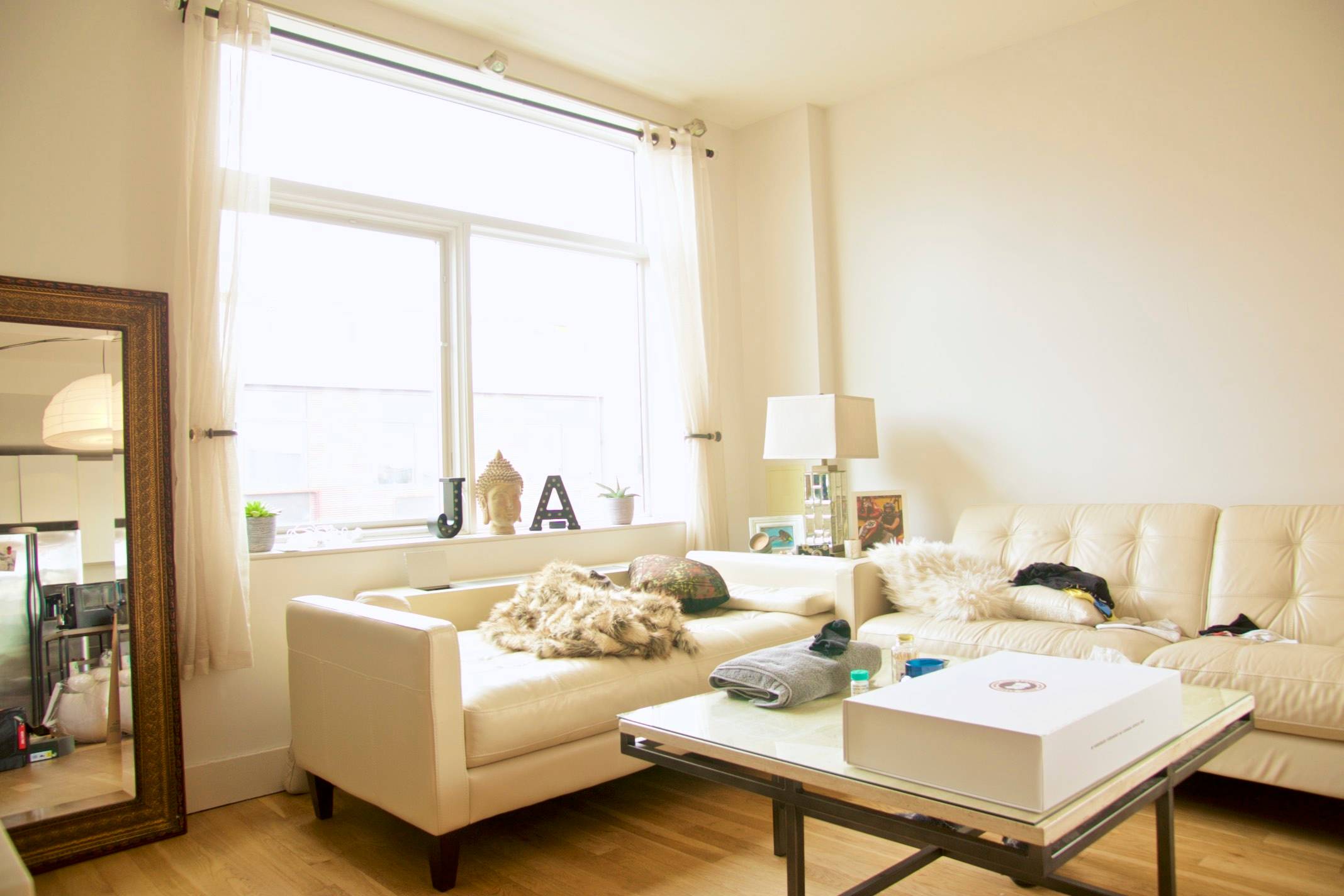 Massive Penthouse 1 Bedroom w/Huge Private Terrace w/Laundry, Gym and  Parking