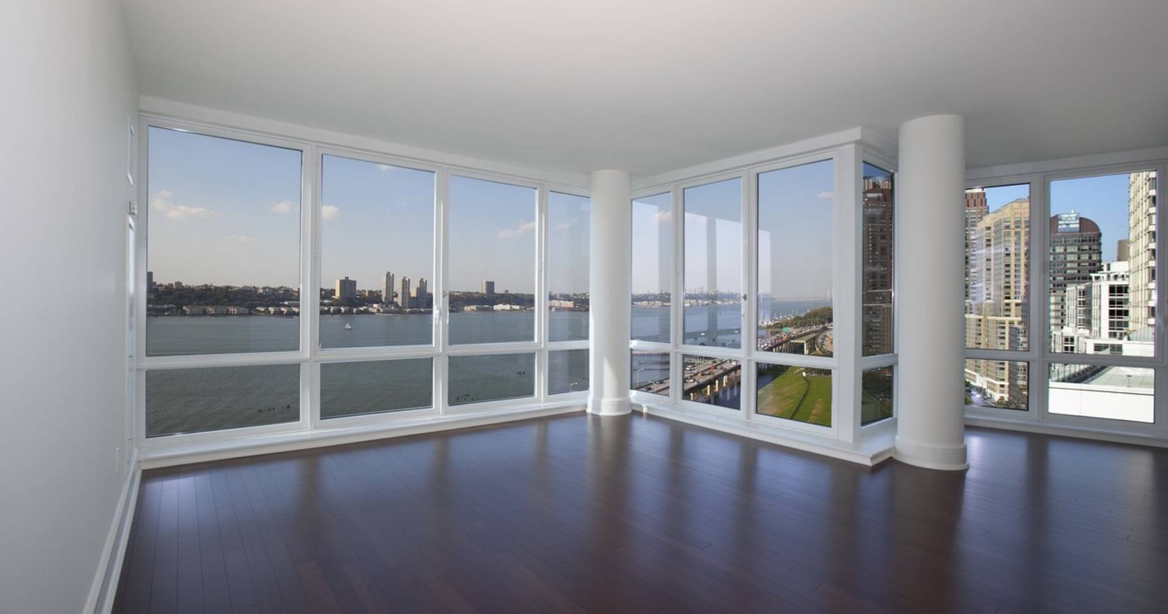 3 Bedrooms 3.5 baths for rent at 60 Riverside Blvd