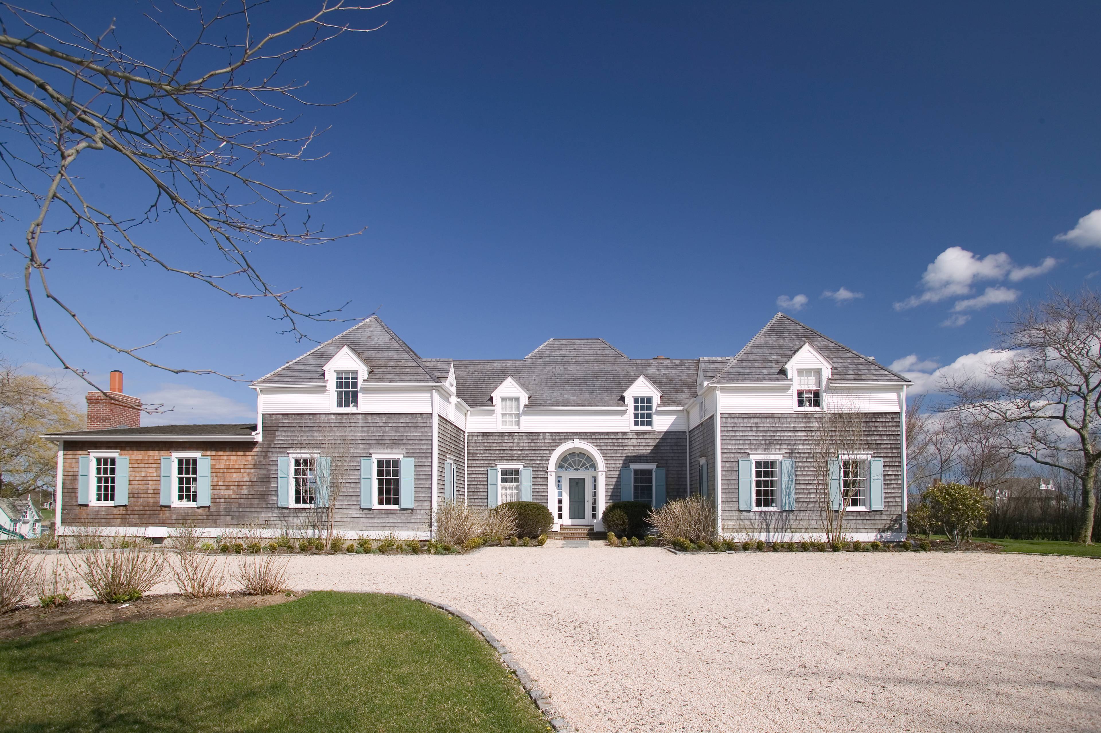 Wonderful Pond Front Manse  in Southampton Village