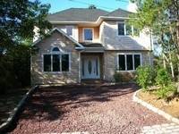 SOUTHAMPTON 3 BEDROOM YEAR ROUND/WINTER RENTAL