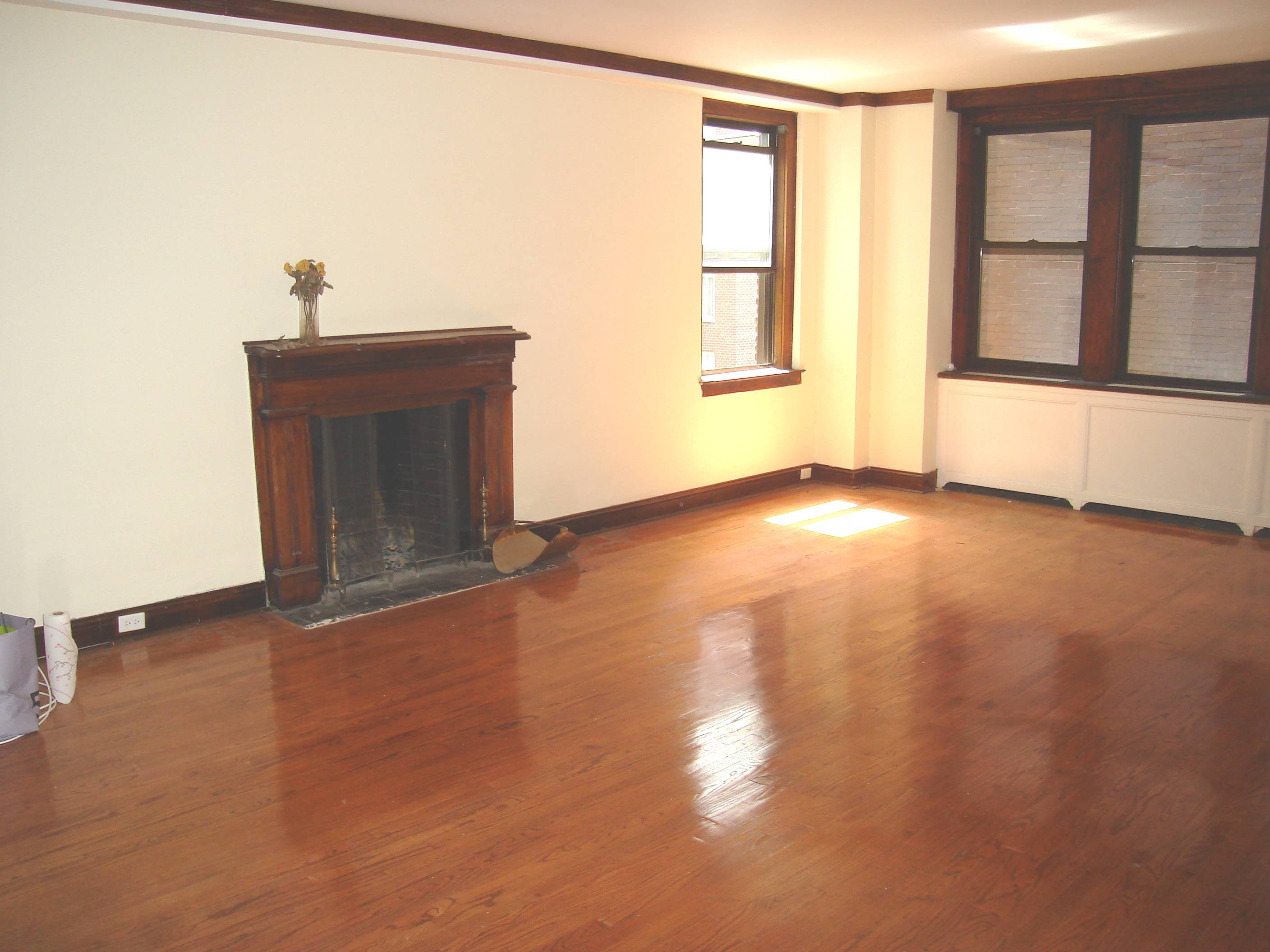 MURRAY HILL STUDIO