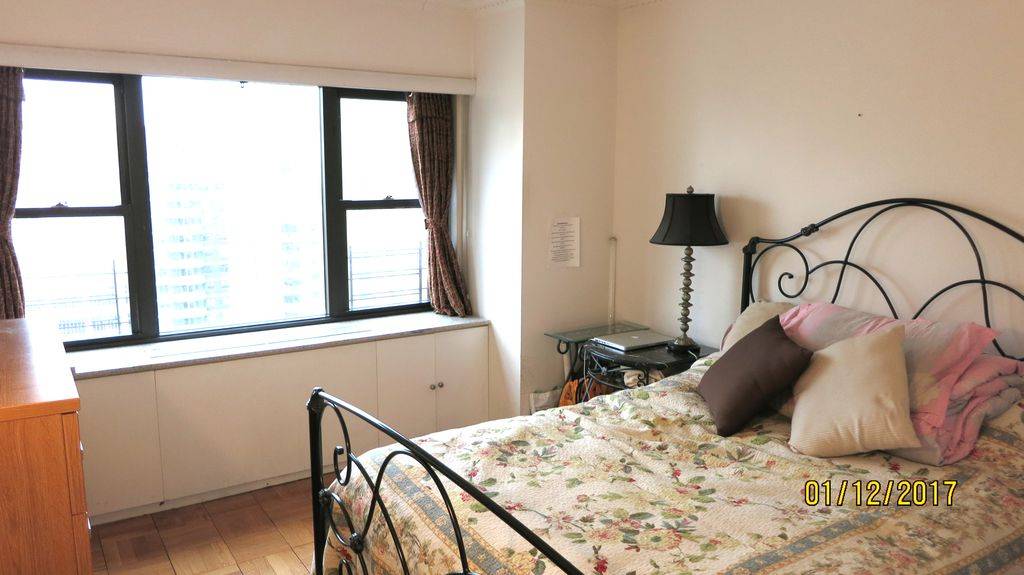 White Glove 1 Bedroom Condo with Central Park Views