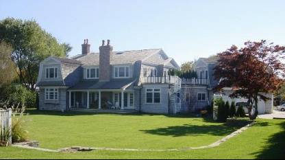 SOUTHAMPTON VILLAGE ELEGANT 7 BEDROOM HOME