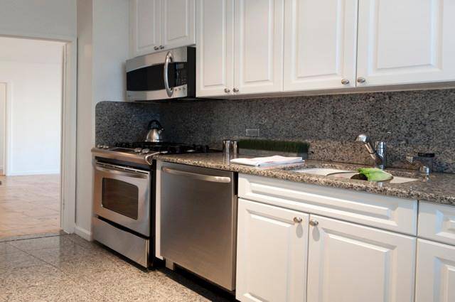 Upper Eastside 3 Bedroom 2 Bath, Terrace, Dining Alcove, WIC, Great Closet Space, City Views, Full Service Building, No Fee