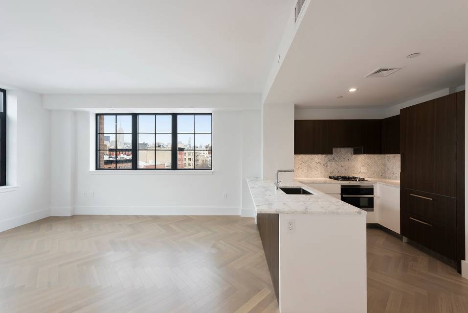 Park & Empire State Building Views! 100 Avenue A #6A!
