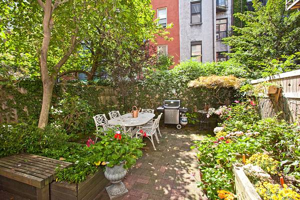 Beautiful Brownstone Condo 2 Bed 2 Bath Duplex with Private Outdoor Garden!