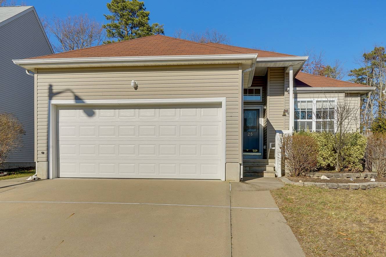 Beautiful Well Maintained 3BR/2BA Ranch*2 Car Garage*Vaulted Ceilings*Bayville, NJ