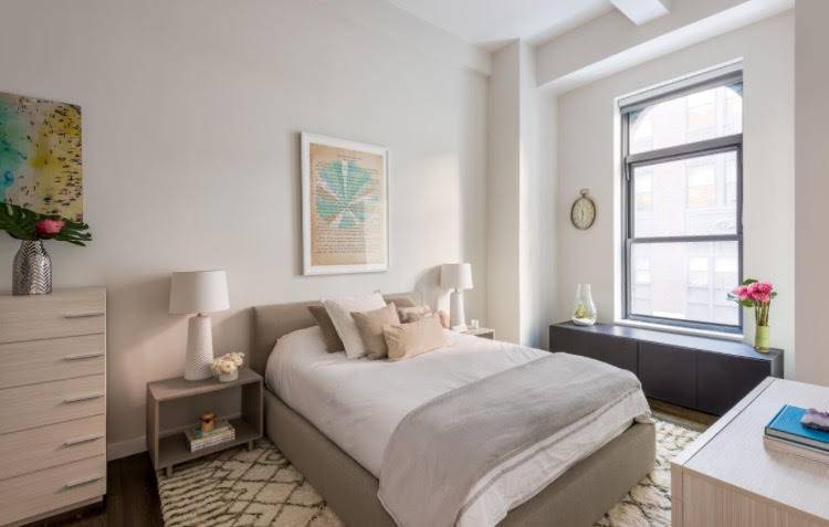 Beautiful 2 Bedroom 1.5 Midtown South Loft Condo