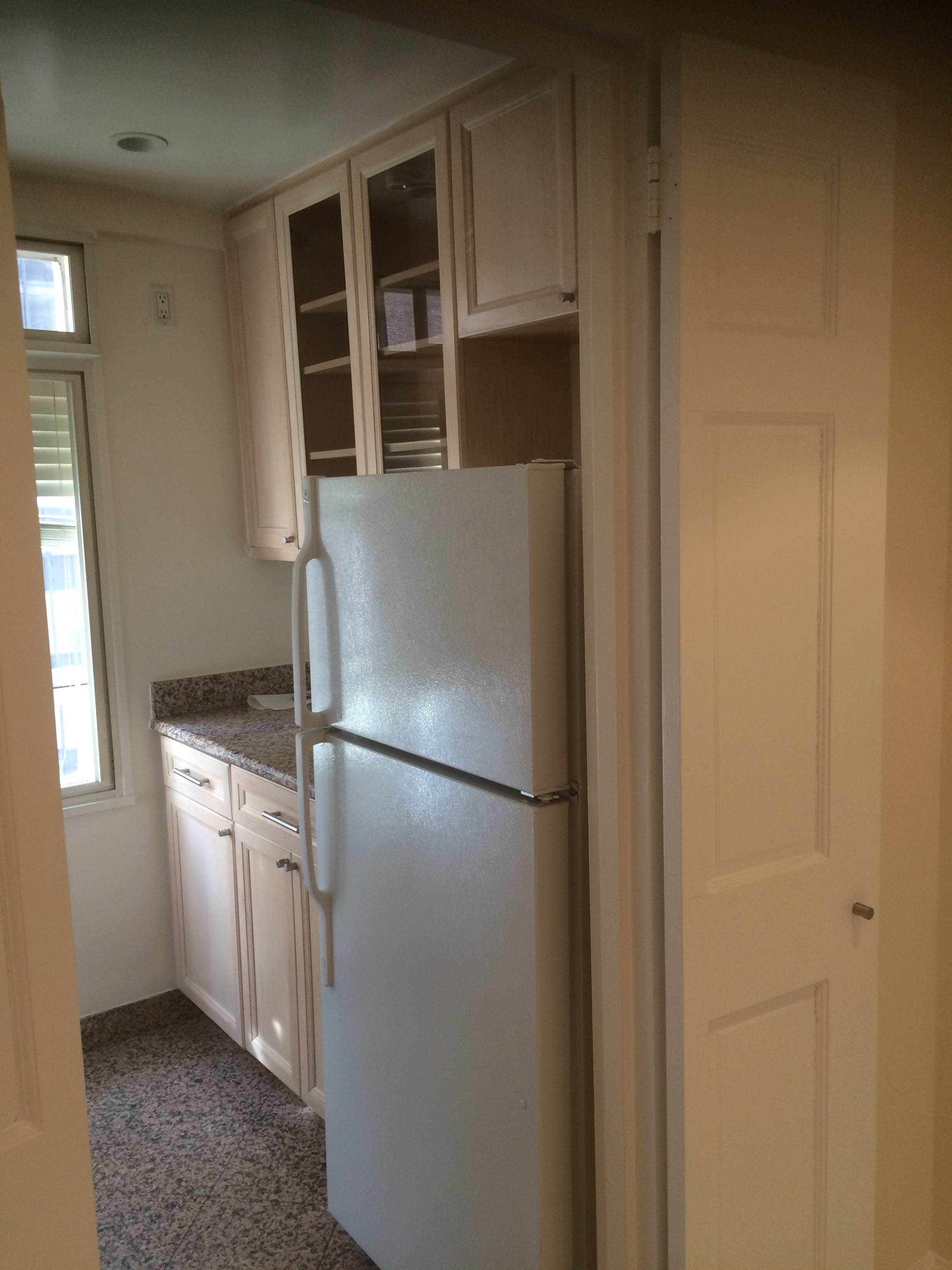One Bedroom $3400 Steps to CP