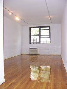 NO FEE Lofty Studio in a Elevator Building* Meatpacking District