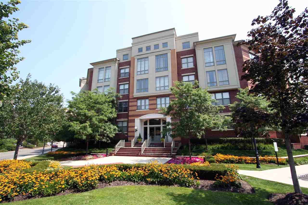 Impeccably kept 1BR in sought after Hudson Club - 1 BR Condo New Jersey