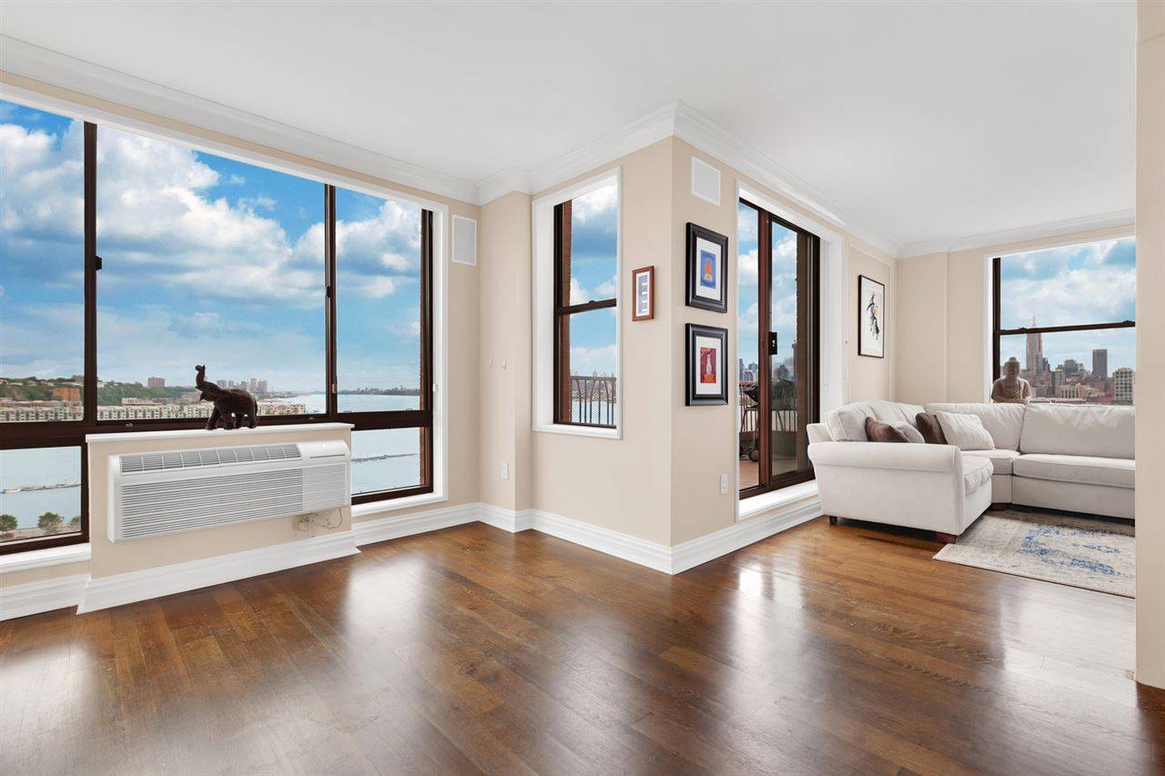 At long last - 3 BR Condo Hoboken New Jersey
