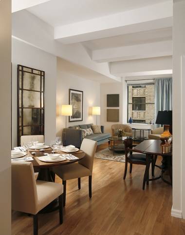 Rent to Own Large Loft!!Beautiful Sleek Finishes, High Ceilings, Charming and Spacious!Option to Buy in the Future! 