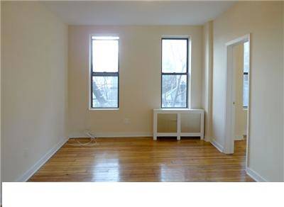 West Village Two Bed, PERFECT SHARE! Eat in kitchen, newly renovated, sun filled apt! Heart of the WV, close to the Highline, Meatpacking, and amazing nightlife!