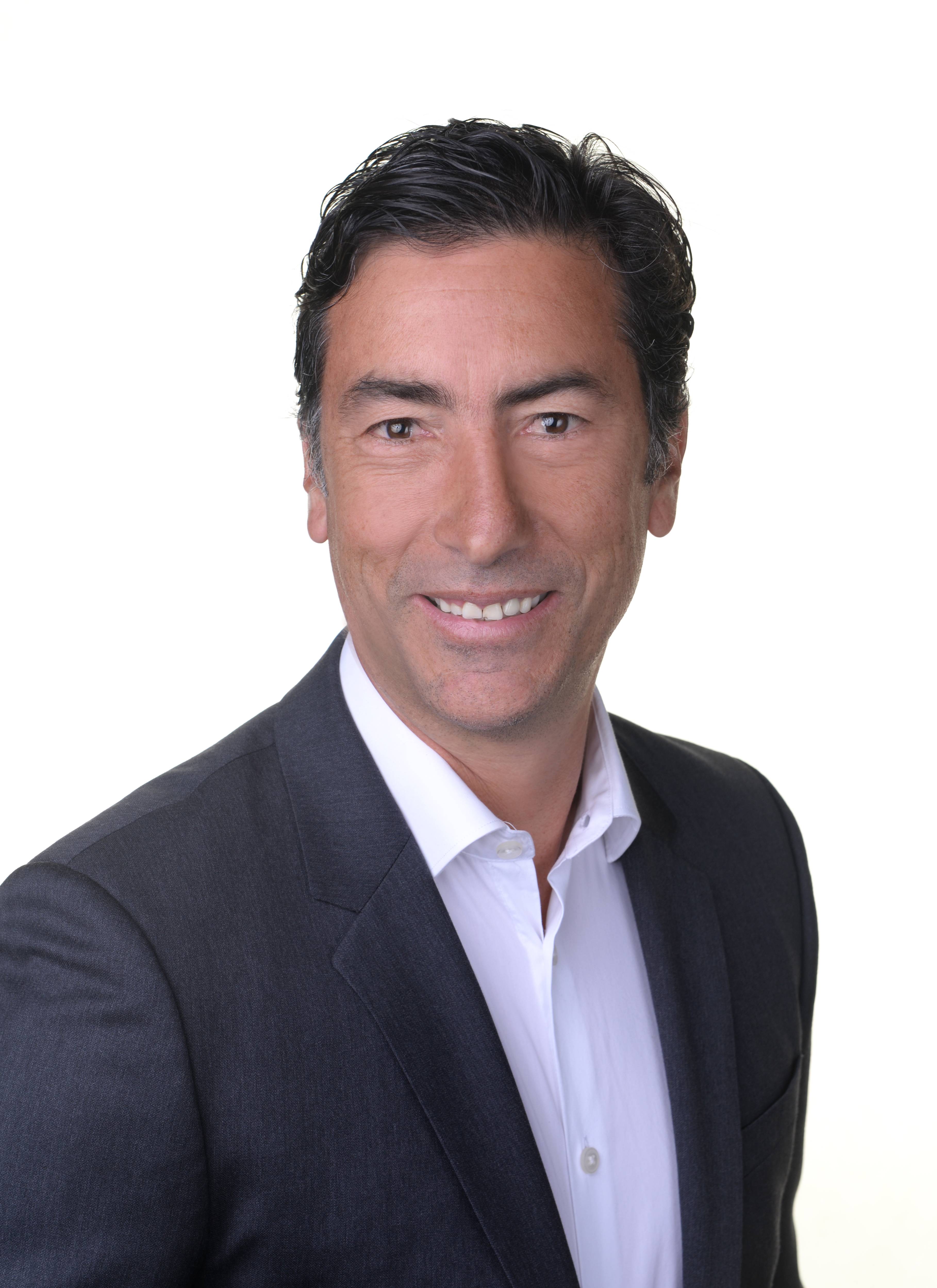 Manuel J Abondano
