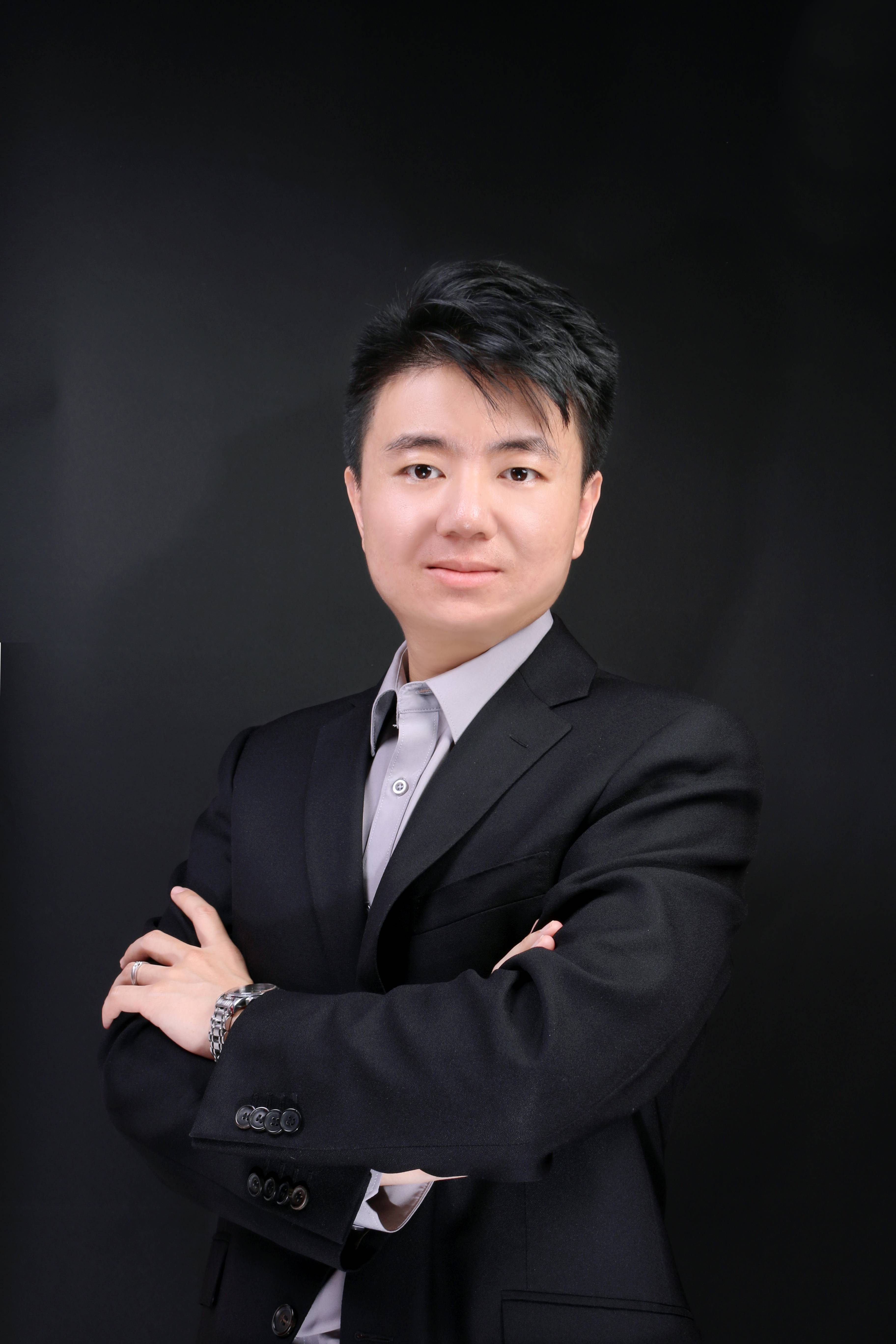 Lucas Wang