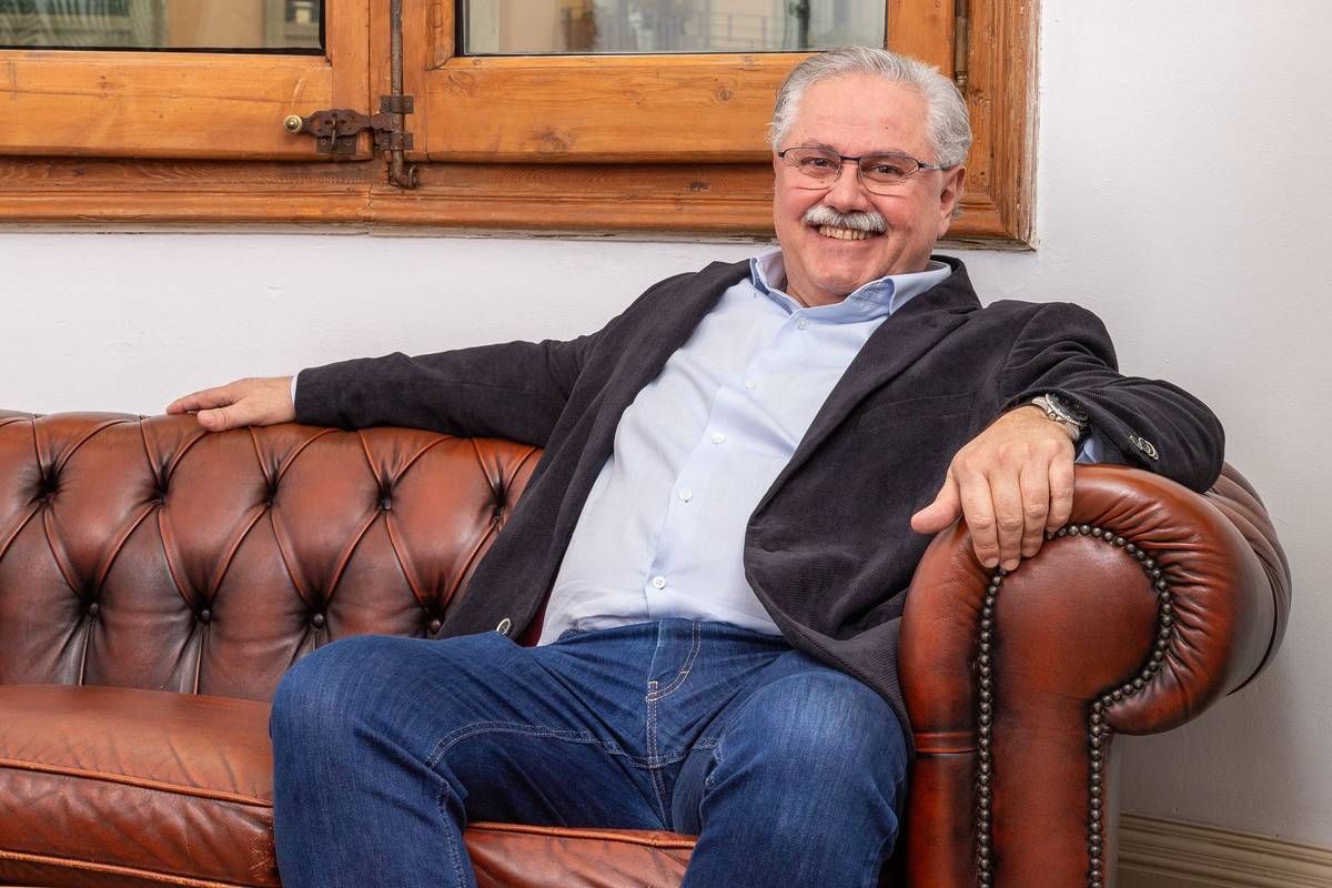 Anibal Viva