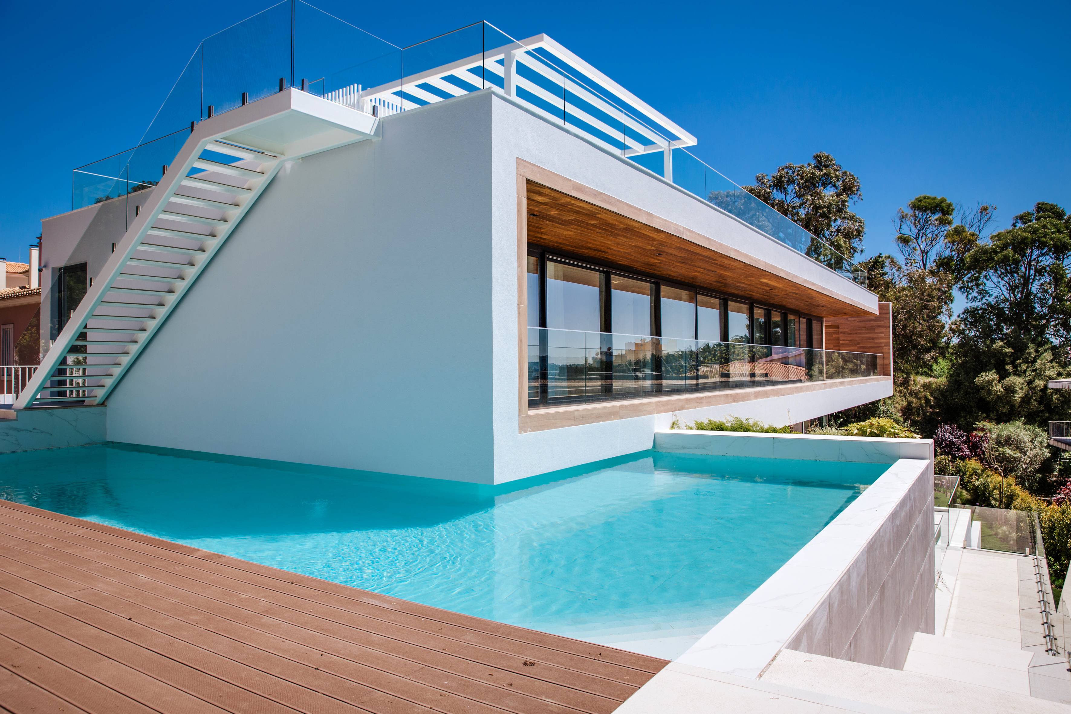 Luxury Villa  | Rooftop Ocean Views | 7 suites | Gated Community |