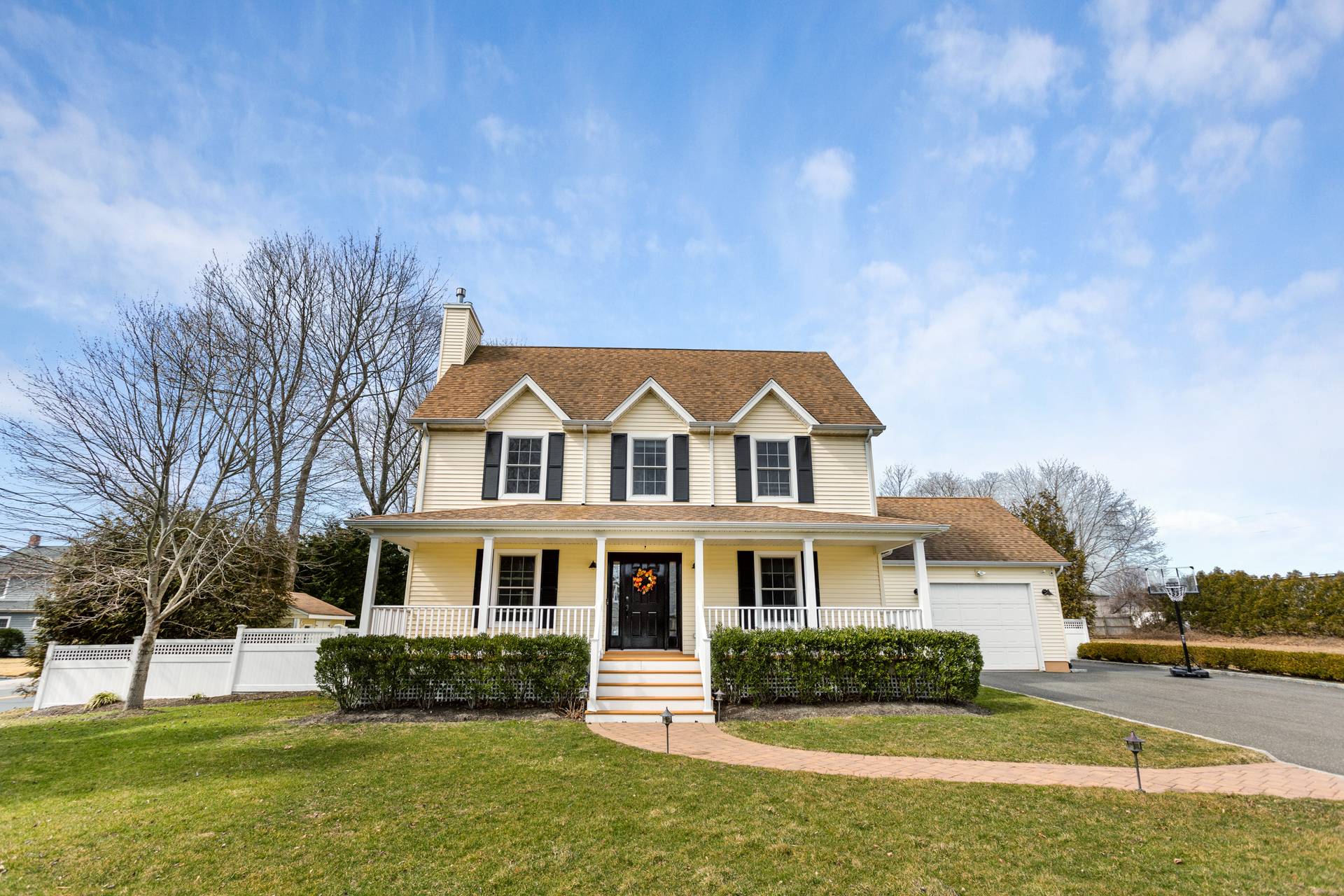 Neighborhood Guide for Hampton Bays, Hamptons Nest Seekers