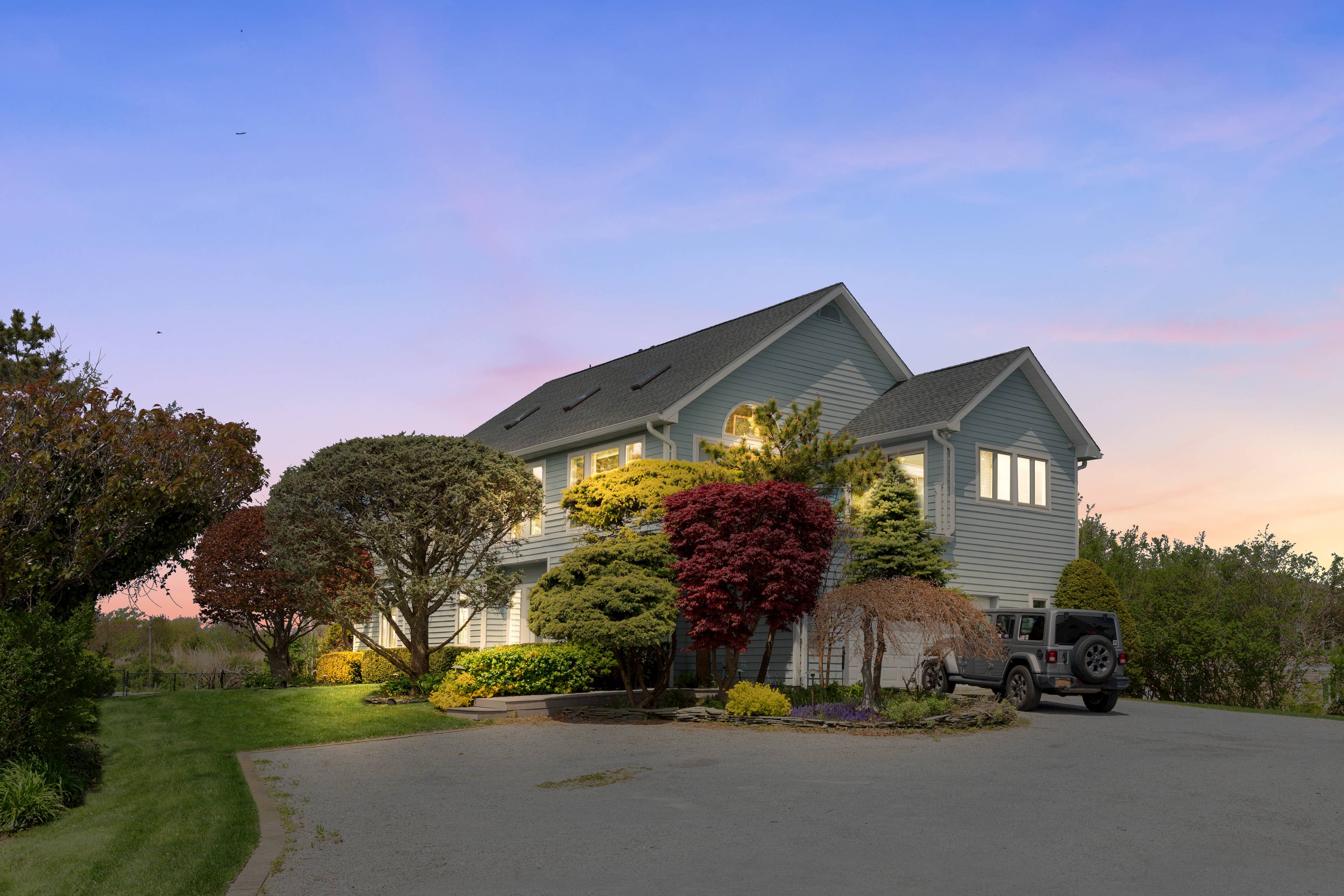 Breathtaking waterfront home in Bayport