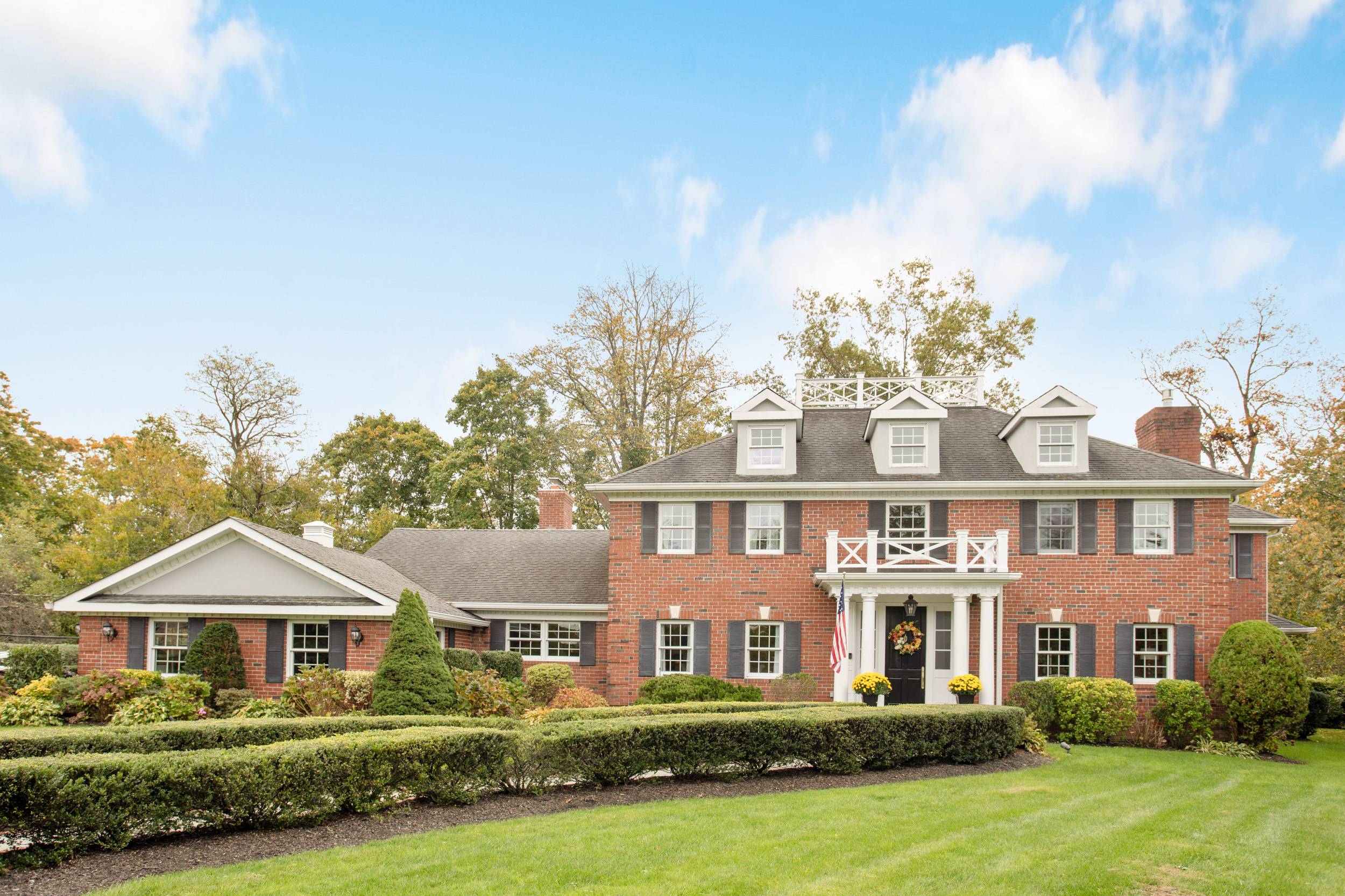 Manhasset Masterpiece