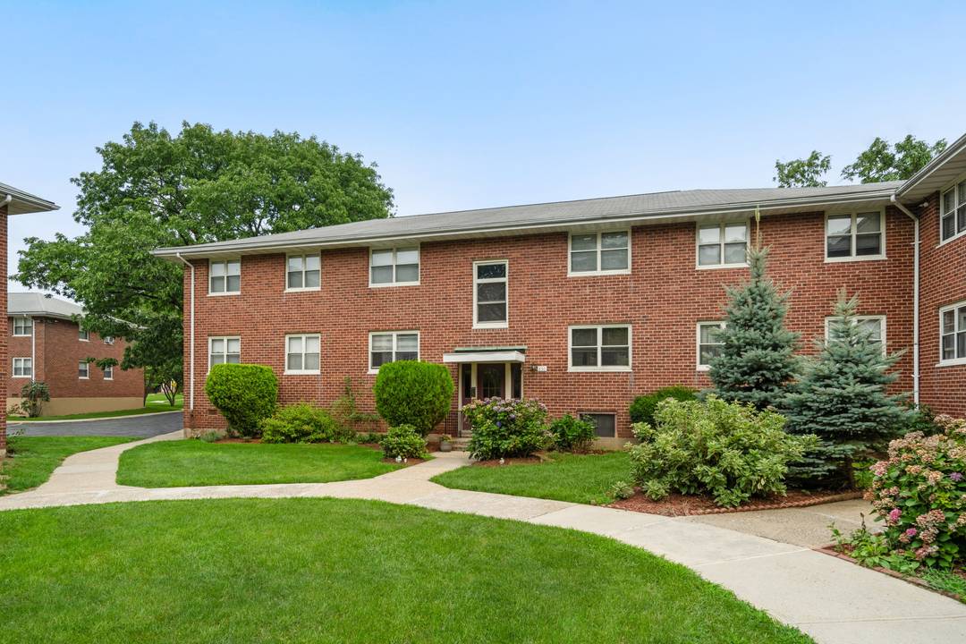 856 PALISADE AVE APT 2D - ELEVATED WESTCHESTER LIVING