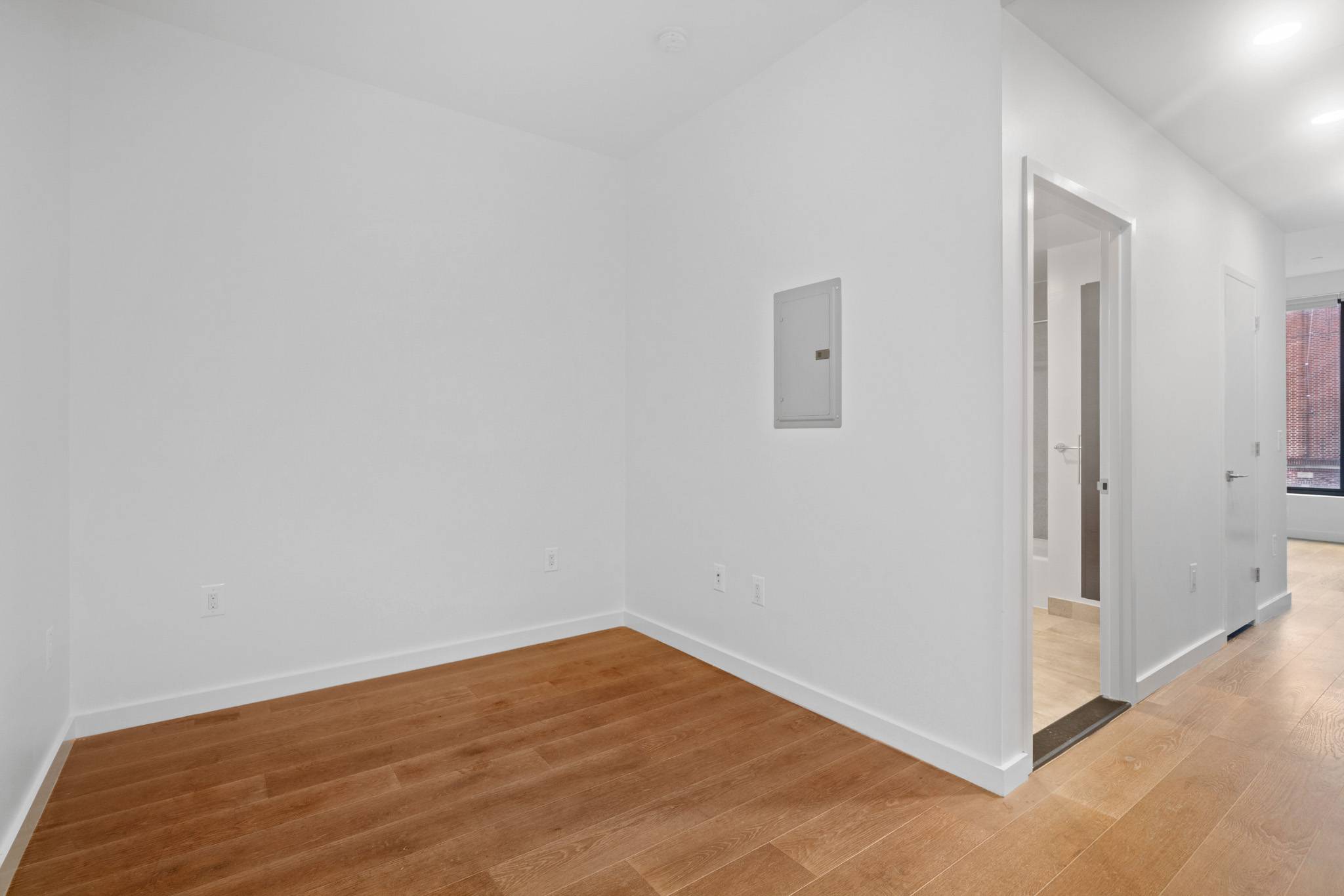 Loft Style Alcove--Modern Finishes--Prime Location--Sun Drenched