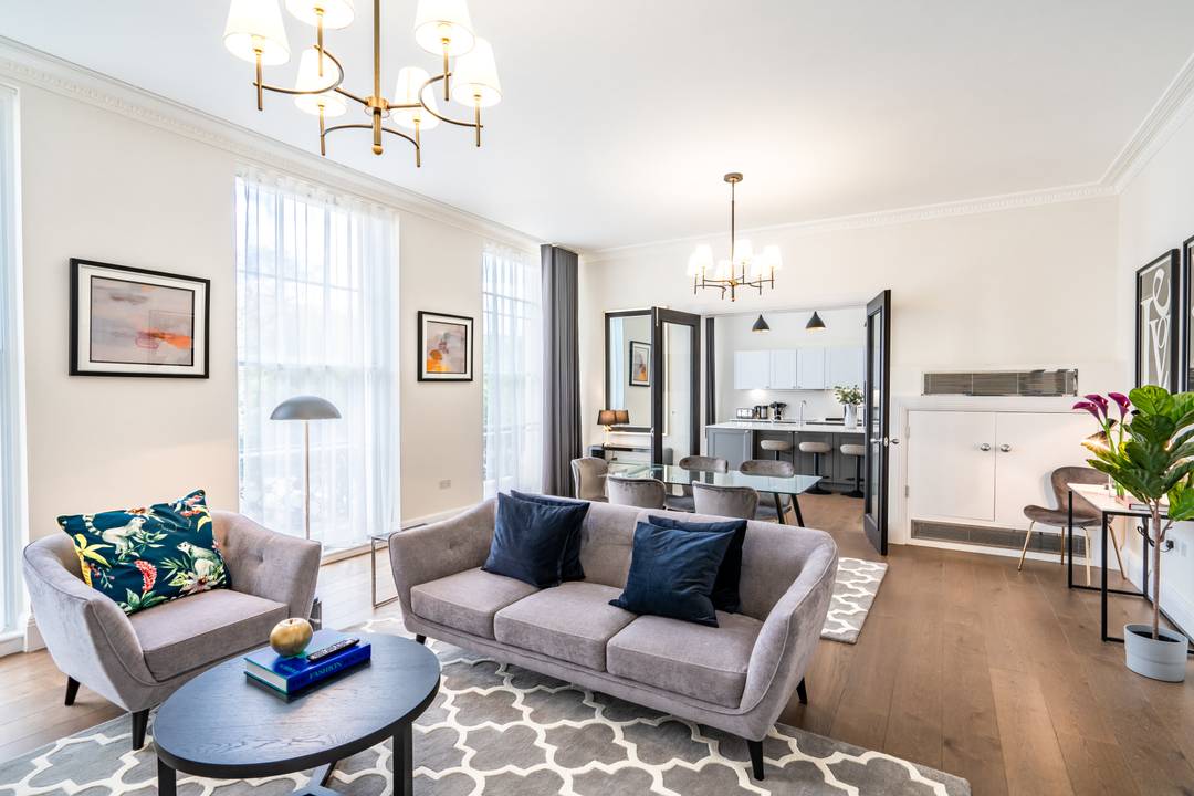 A Generously Proportioned Two-Bedroom Residence on Lincoln’s Inn Fields, WC2
