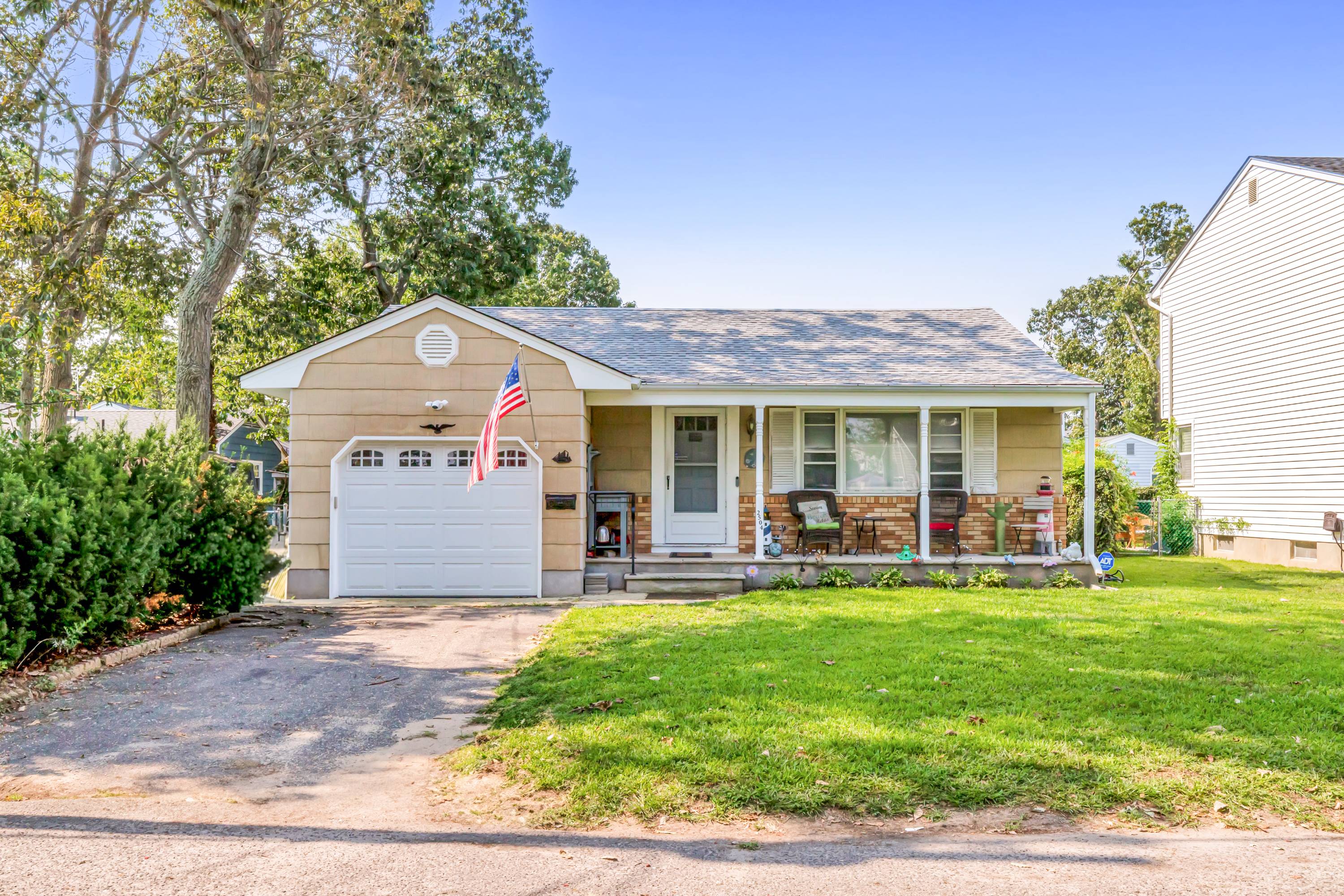 2504 Oak St, Point Pleasant Beach, NJ