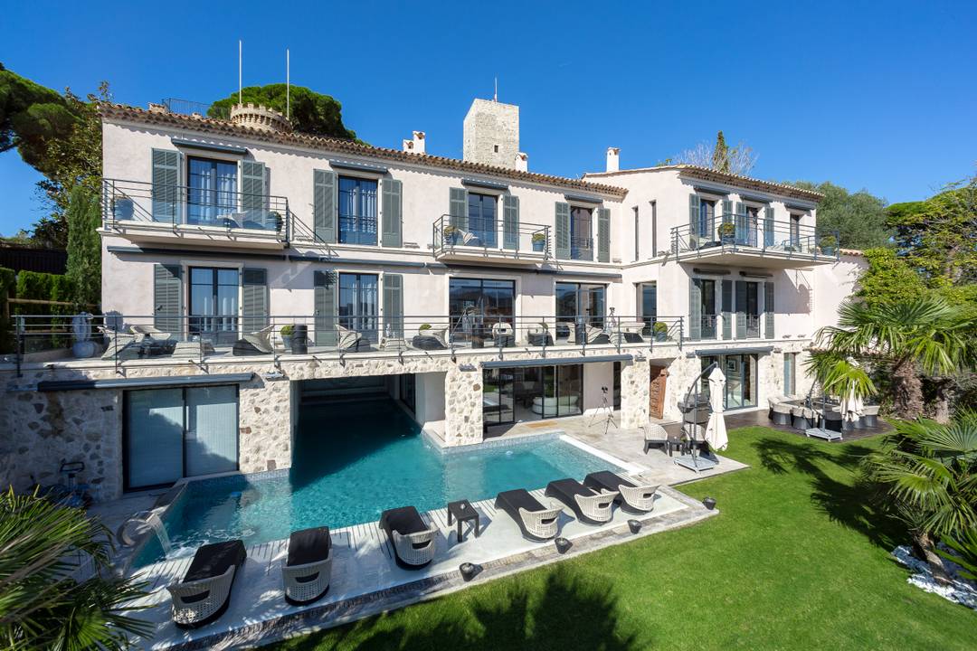 Historic Charm & Luxury Living with Panoramic Views