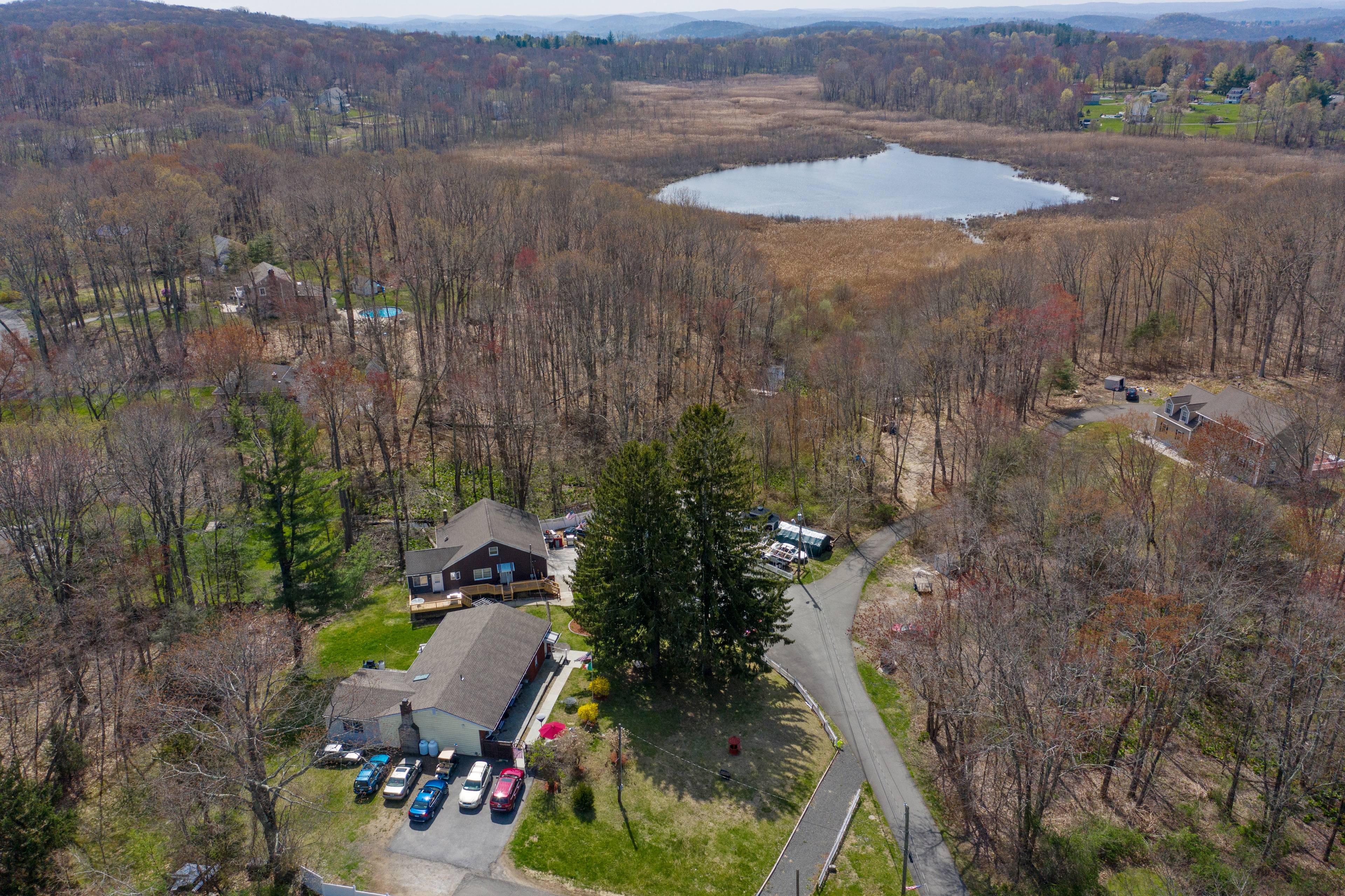 98 Ball Pond Road, Danbury, CT 06811, USA