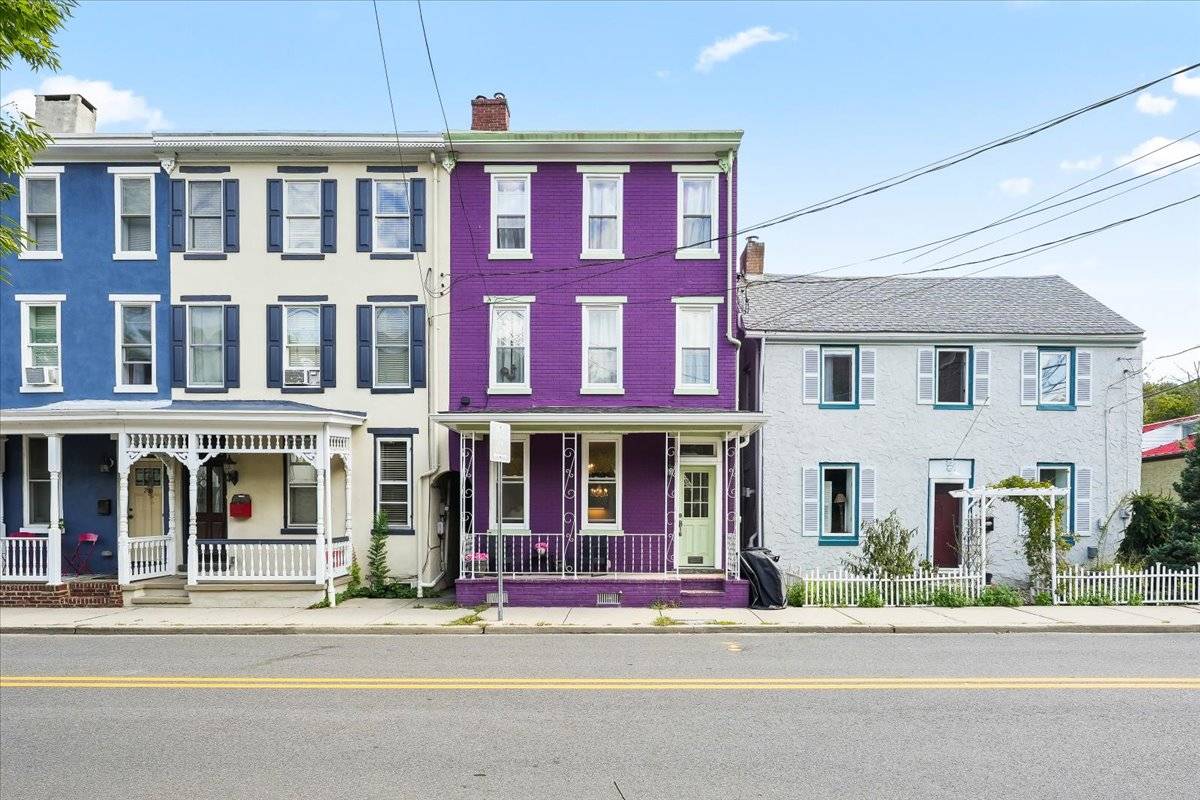 1-bedroom 1-bath in the heart of Lambertville