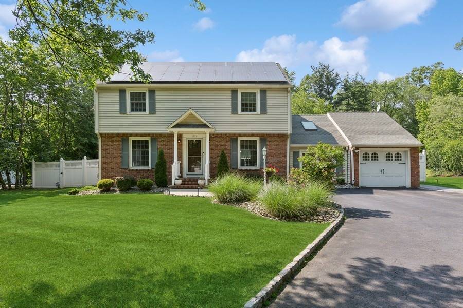 Scotch Plains Colonial Blending Classic Character and Modern Comfort, Just Minutes to Transit