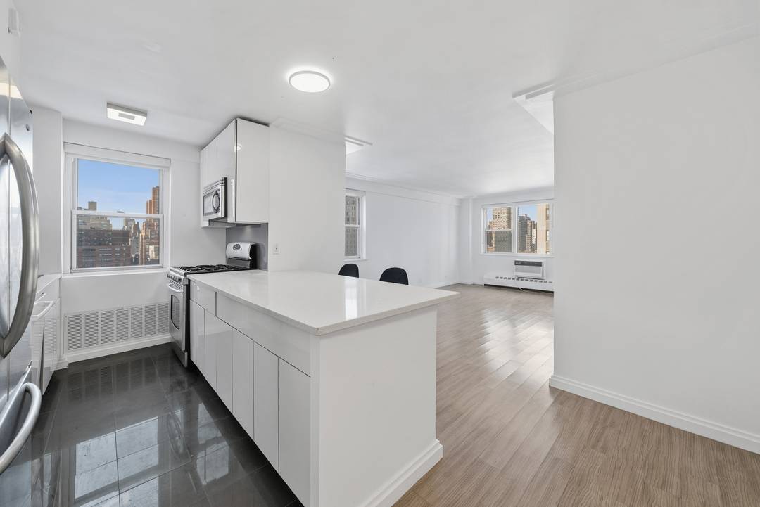 UPPER EAST SIDE 2BED/2BATH RENOVATED LUXURY COOP!