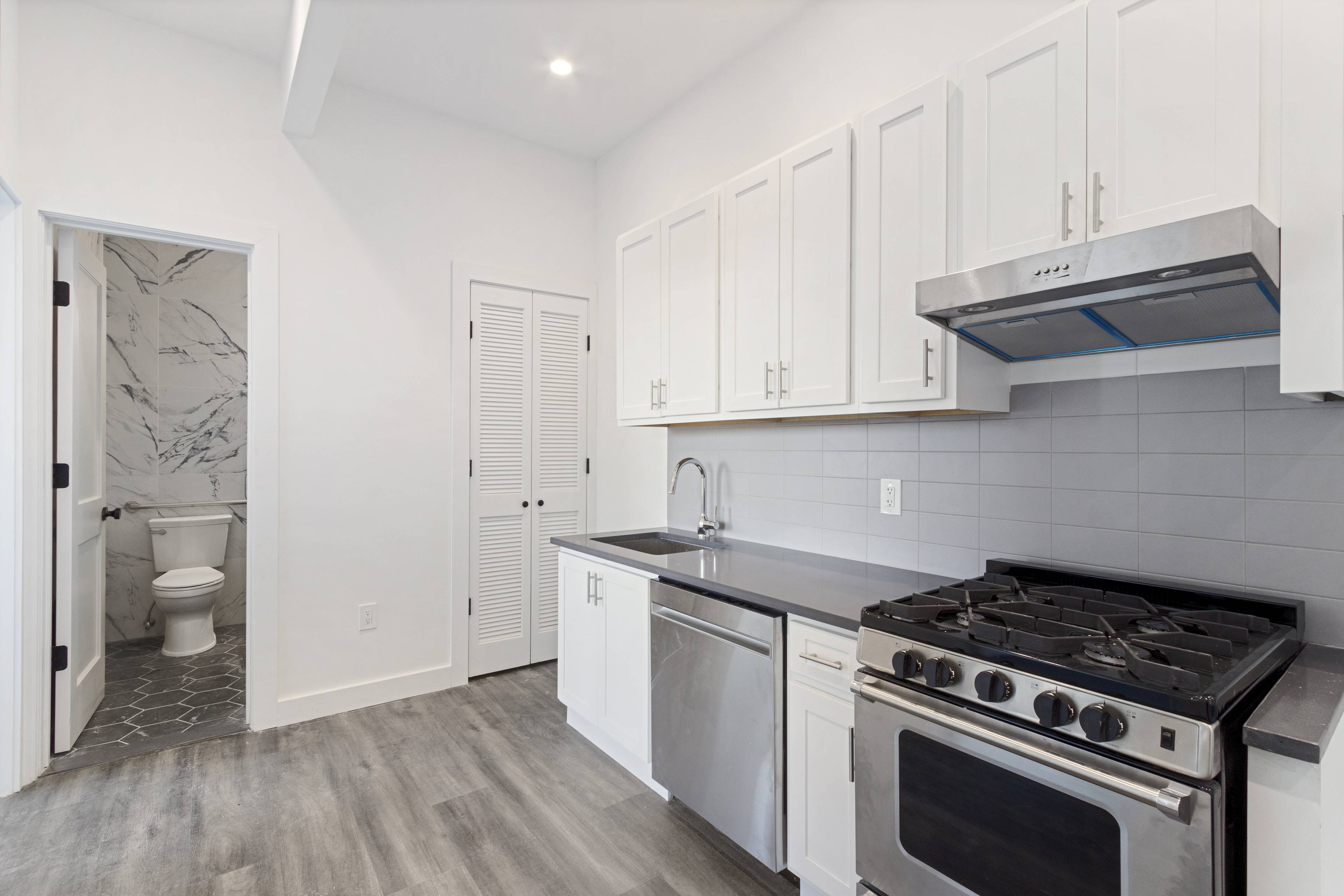 NEW DEVELOPMENT 2 BED/1 BATH ON LANDMARK BLOCK IN SUNSET PARK, BALCONY , W/D AND DISHWASHER IN UNIT