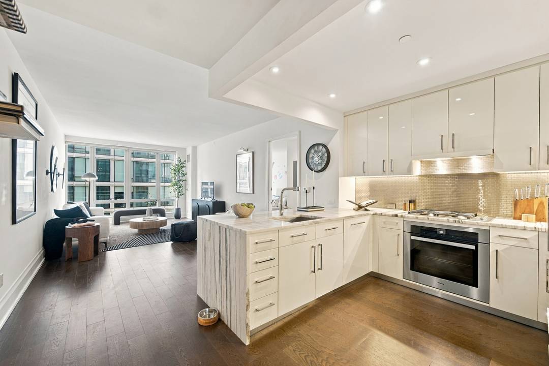 High-Floor South-Facing 2BR with Hudson Views and Exceptionally Low Taxes