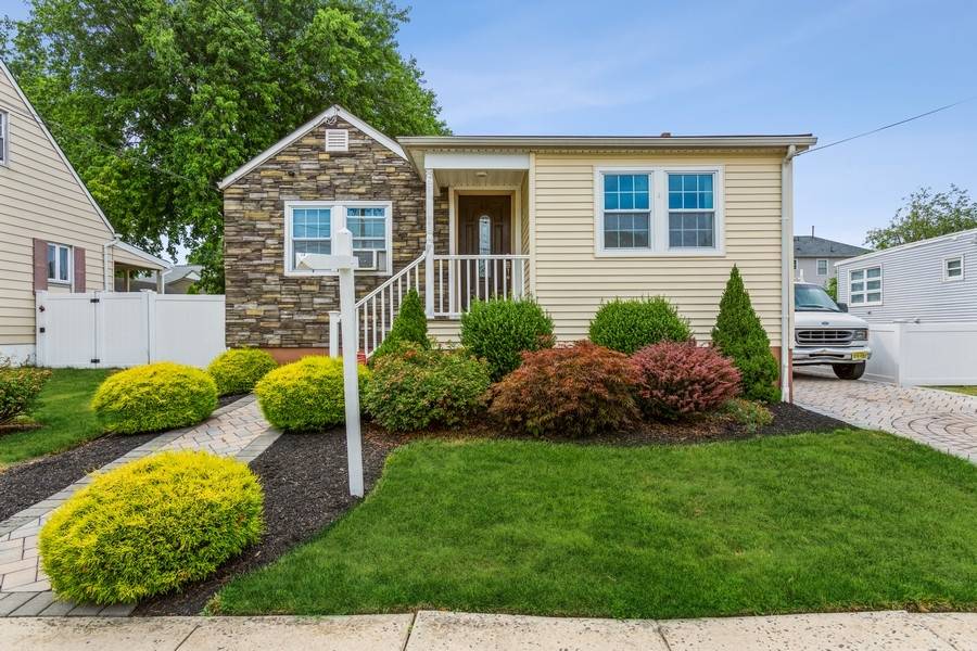 Spectacular Ranch in Perth Amboy!