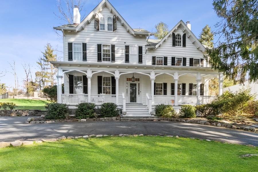 Renovated Victorian on .96 Acre with Salt Water Pool