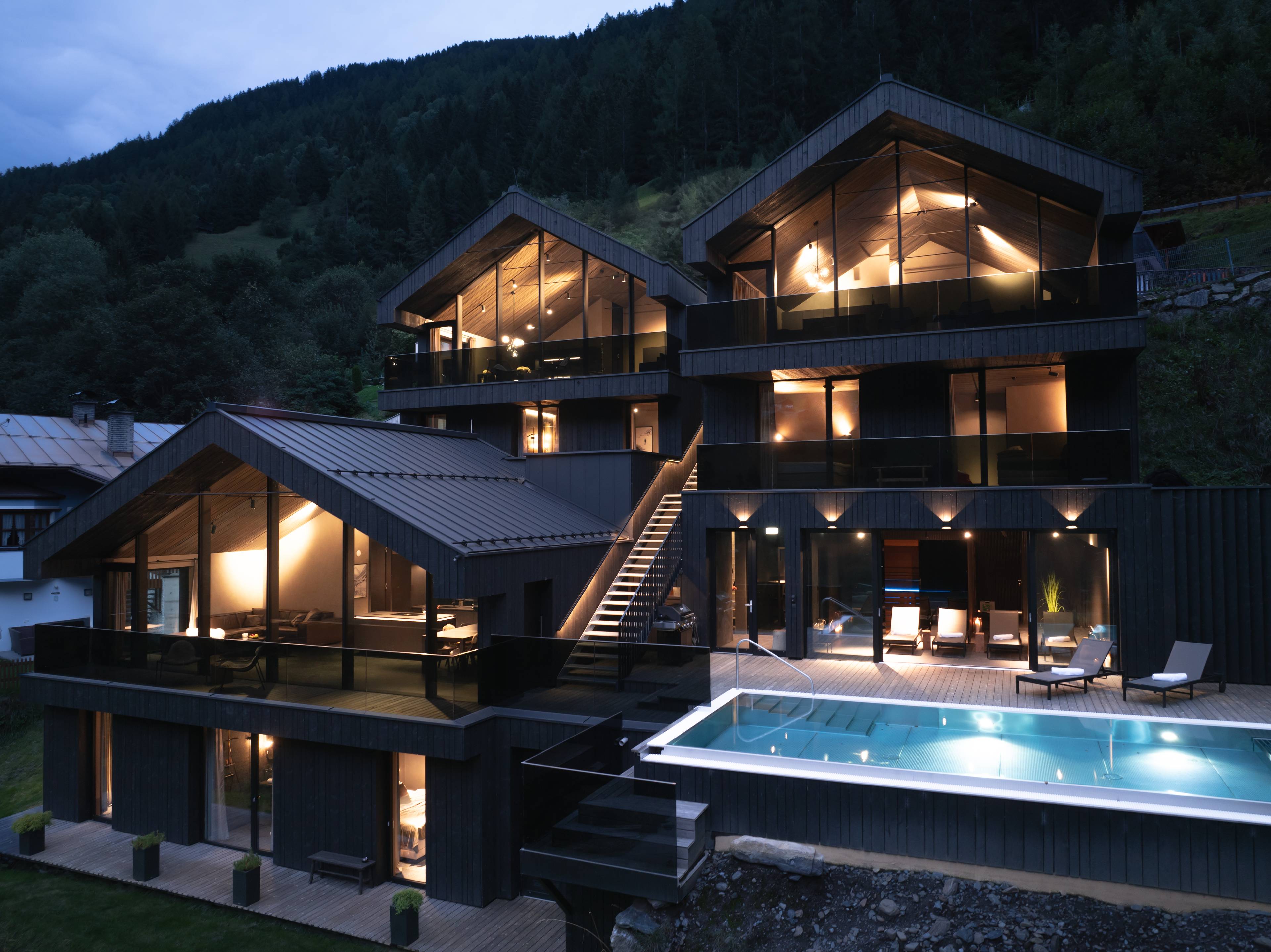 Luxurious Alpine Retreat in Ischgl – Paznauner Villa