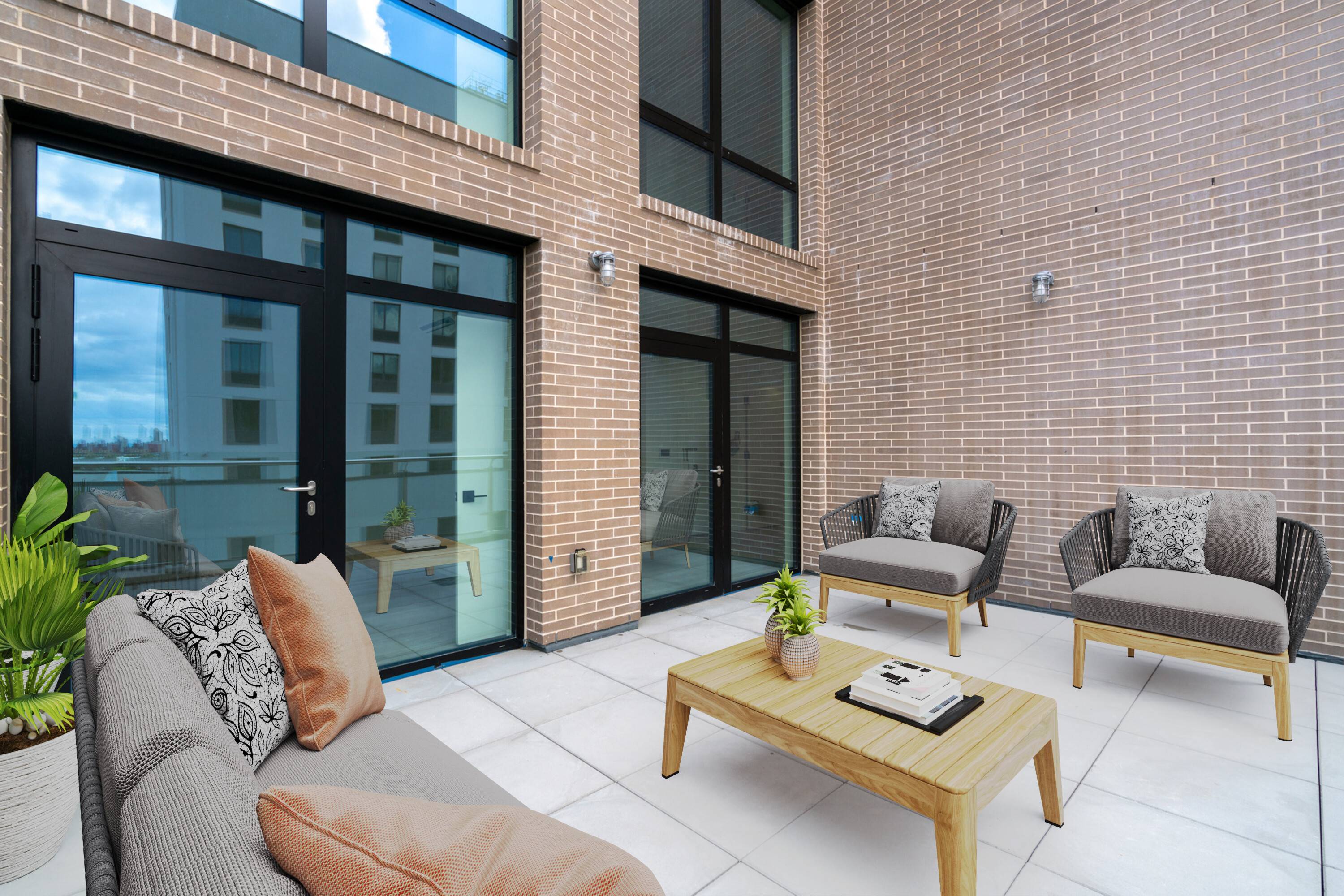 Astoria- The Pianist - 2 Bed/2Bath