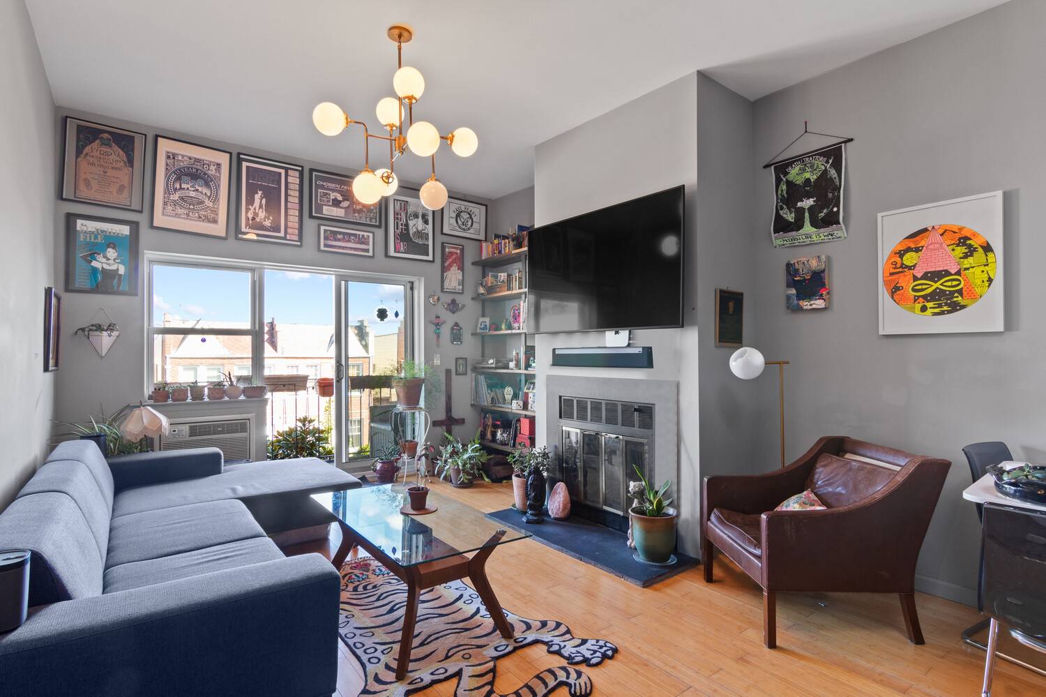 Step Into This Tasteful Unit & Fall In Love!