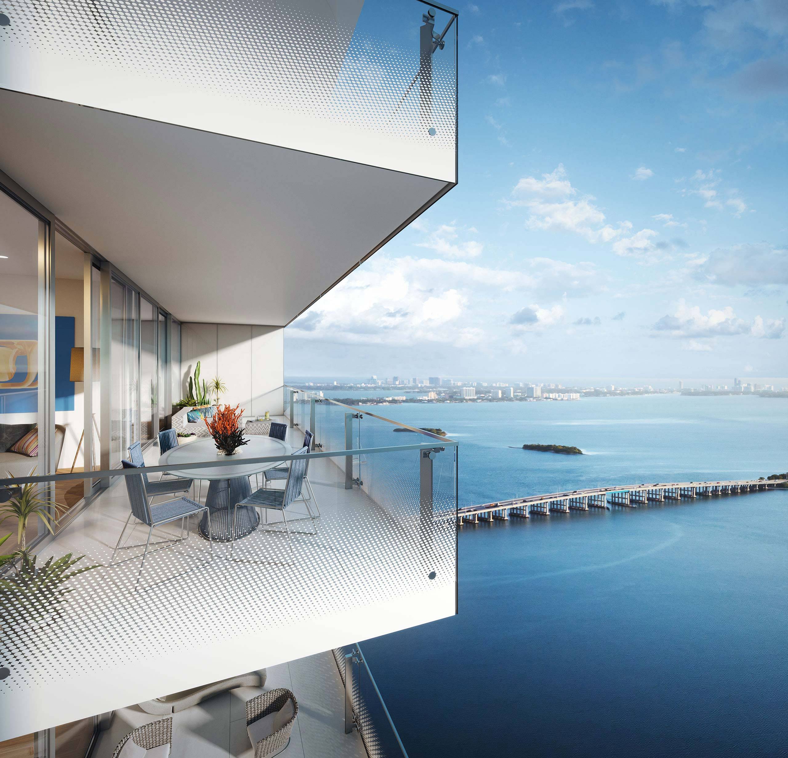 BREATHTAKING MIAMI WATERFRONT LUXURY 1 BEDROOM/ 1 BATHROOM RESIDENCE