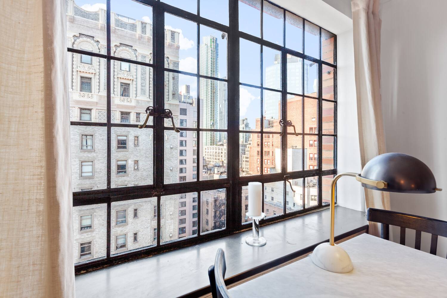 Charming Pre War Park Avenue Studio!